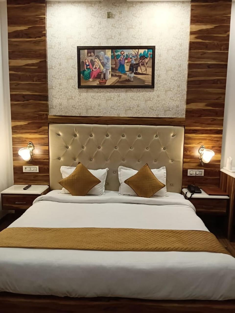 Hotel D Plaza Zirakpur Exterior foto